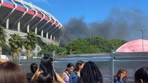 Se prendió fuego un contenedor en River a pocas horas del segundo recital de María Becerra