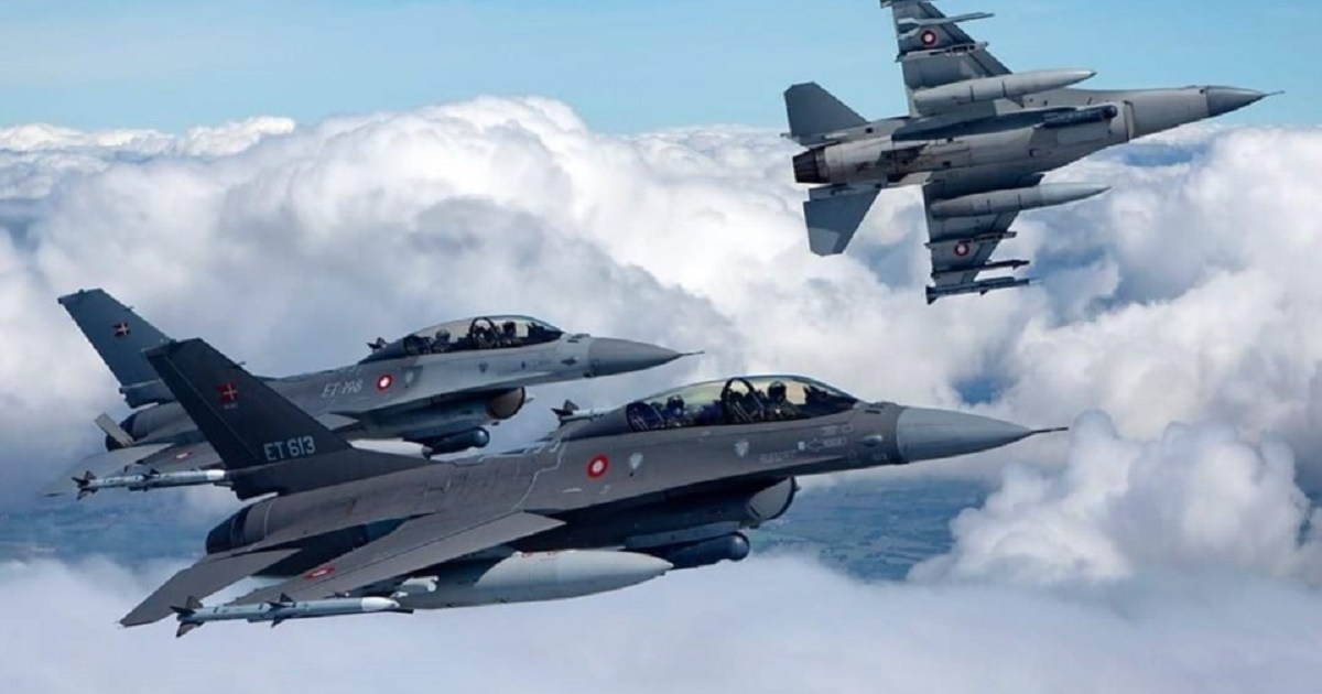 El Gobierno firmó un acuerdo con Dinamarca para avanzar con la compra de los 24 aviones F-16 thumbnail