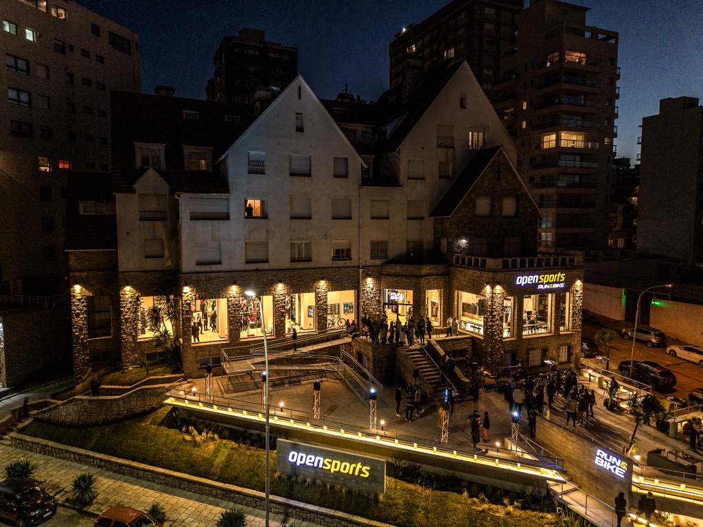 Open Sports cuenta con 73 sucursales físicas y dos sitios de comercio electrónico / Foto gentileza Open Sports