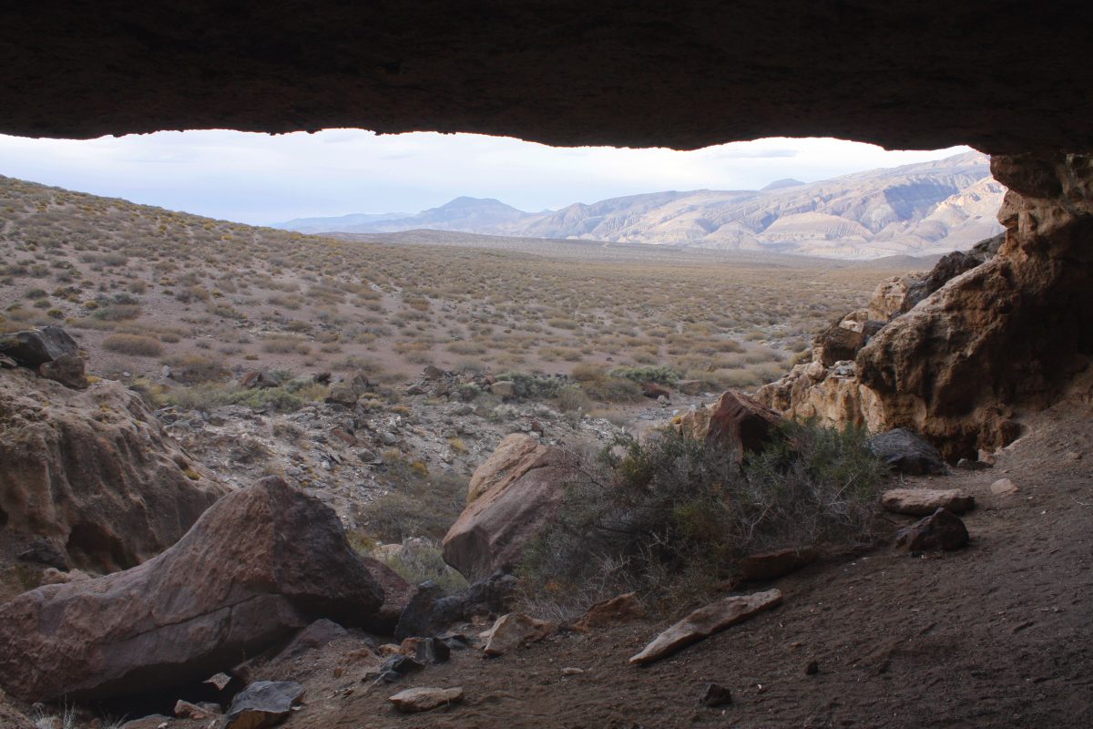 La Legislatura ya considera a la Cueva Huenul 1 como patrimonio arqueológico de Neuquén. Foto G. Romero Villanueva