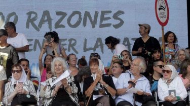 Primer 24 de marzo de Milei: hubo críticas al Gobierno y se pidió una "ley antinegacionista", durante el acto central