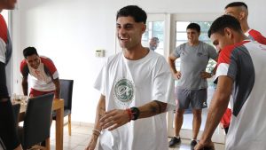 Altamirano se reencontró con sus compañeros en Estudiantes: cómo sigue su recuperación