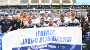 Rivales no enemigos: el gran gesto de Gimnasia con Javier Altamirano, jugador de Estudiantes