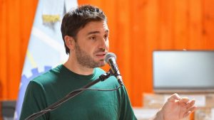 Insólito: se hizo pasar por el suegro del gobernador Ignacio Torres y estafó a un vecino, en Chubut