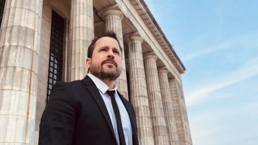 Martín Tetaz: "Milei hizo un acuerdo político con Massa para que se cayera el impuesto a las ganancias".