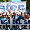 Imagen de Video | Comenzó la marcha docente en Neuquén: corte parcial en el centro en reclamo por salarios