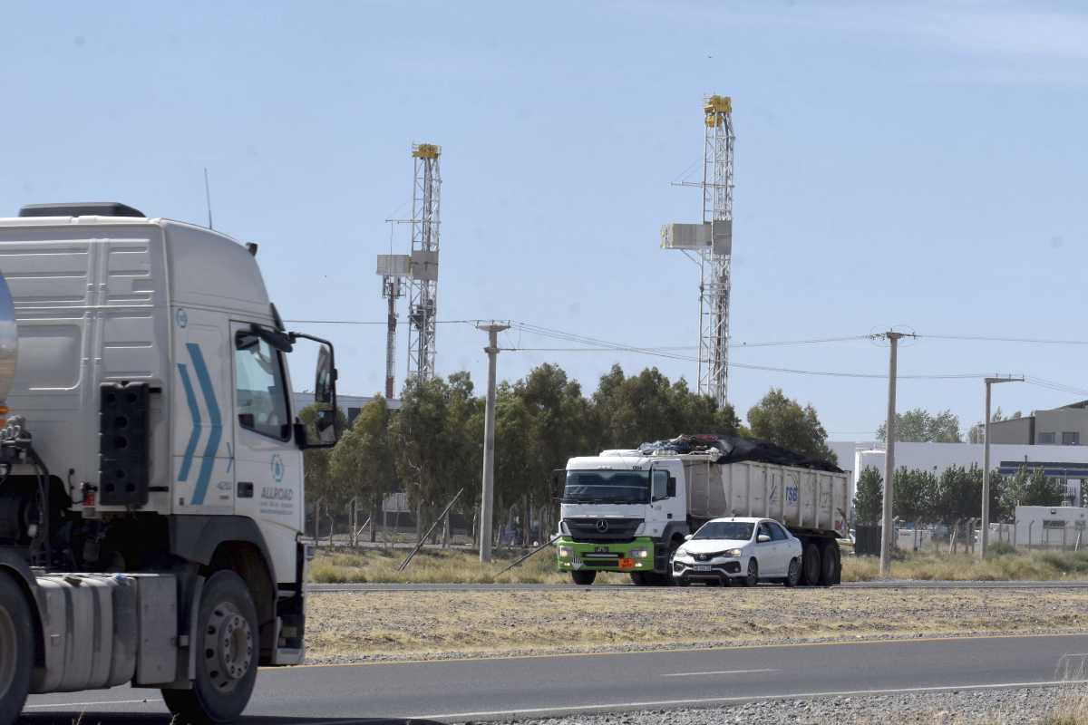 Nación negocia un pago polémico por las deudas con las productoras de energía, pero también debe millones de dólares en regalías. Foto Matás Subat
