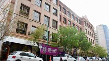 El sindicato se concentró afuera del Tribunal durante la reunión. (Matías Subat)