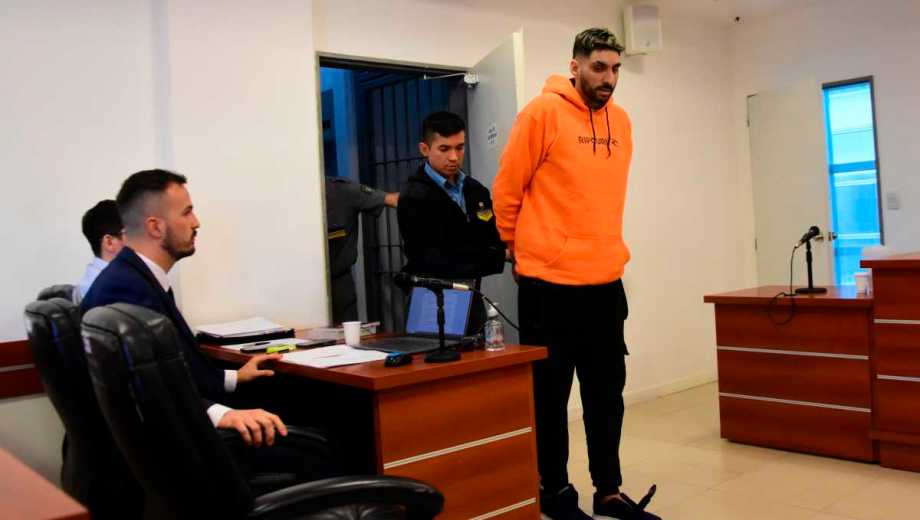 Pasará 11 años por el crimen de su hijo en el barrio Cumelén. Foto: Cecilia Maletti