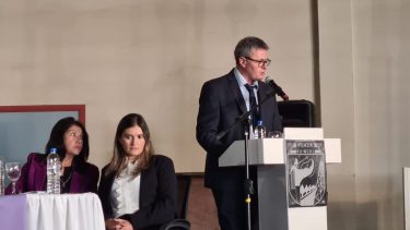 El intendente Claudio Larraza anunció ob