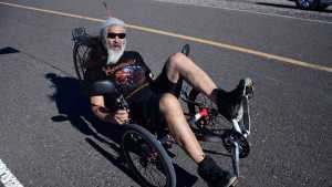 De Roca a Salta, la aventura de Beto y su triciclo