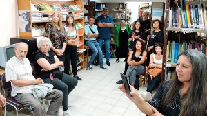 Una biblioteca con historia en Roca: docentes la declaran Casa de la Memoria, Verdad y Justicia
