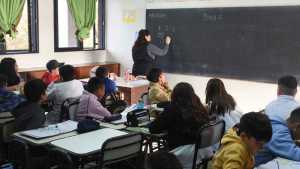 Cuánto cobrará un maestro de Neuquén en abril, tras el decreto de Figueroa