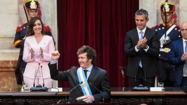 Diputados y senadores aumentan sus dietas, en medio del ajuste: fue dispuesto por Menem y Villarruel