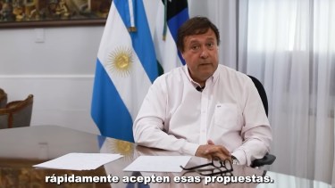 El gobernador grabó un mensaje el viernes, en el que dejó la recomendación a los trabajadores de Salud de irse al sector privado si reciben ofertas salariales mejores.