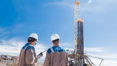 YPF aumentó 82% de producción de barriles de petróleo en los últimos 2 años.