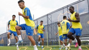 Las dudas de Boca para enfrentar a Estudiantes: dos en el medio y la incógnita en el arco