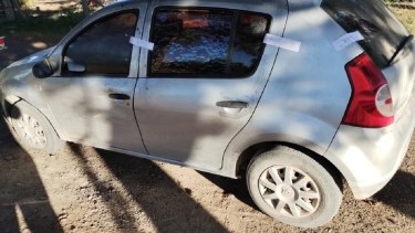 El auto fue robado durante la madrugada del miércoles.