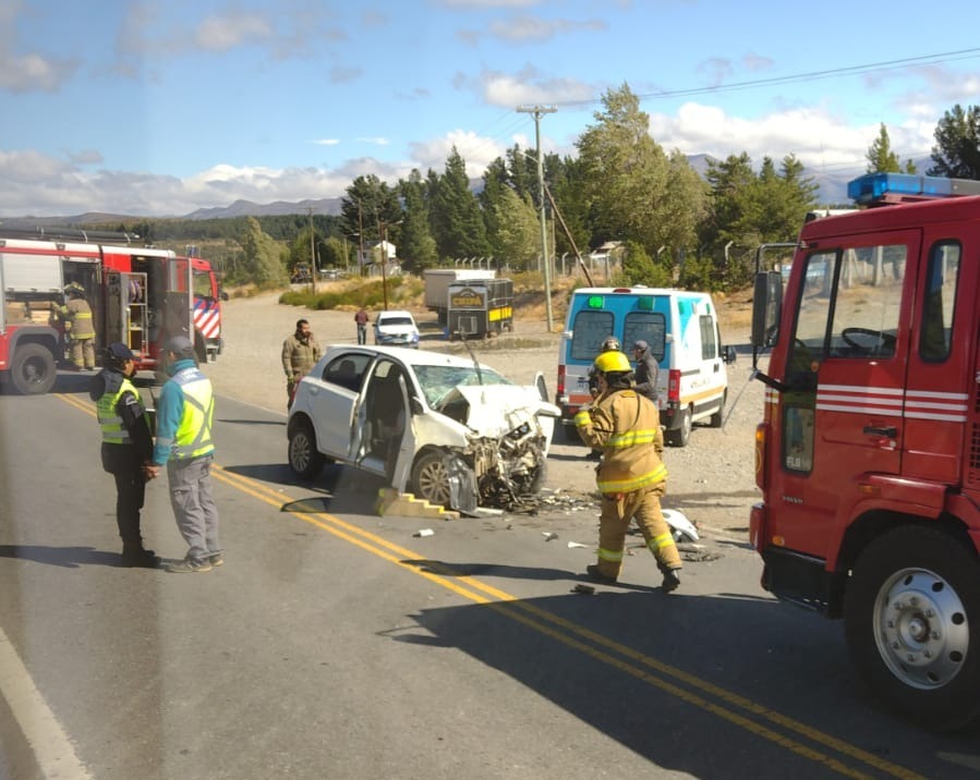 El choque ocurrió en Bariloche y Dina Huapi. Foto gentileza