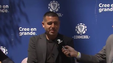Juan Román Riquelme criticó al expresidente Mauricio Macri.