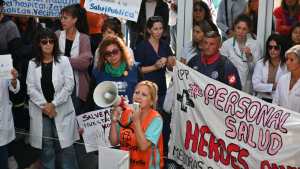Asspur marchó y se manifestó dentro del Ministerio de Salud en Viedma
