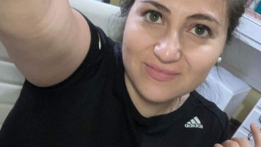 Murió una trabajadora del hospital de Allen y suspendieron las protestas.