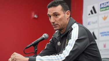 Lionel Scaloni durante la conferencia de prensa en Estados Unidos. Foto: @Argentina.