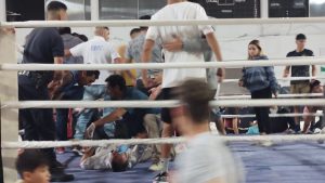 Final con escándalo en Cinco Saltos: Bruno Godoy agredió a un árbitro y se suspendió el festival de boxeo