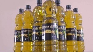 Prohíben la comercialización de un aceite de oliva de Mendoza