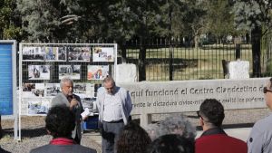 Inauguraron un busto de Alfonsín y hubo acto protocolar en Neuquén por el Día de la Memoria