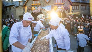 Bariloche palpita una nueva edición de la Fiesta del Chocolate y se engalana