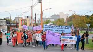 Video | Se levantó el corte en el puente Neuquén – Cipolletti de hospitalarios de Río Negro