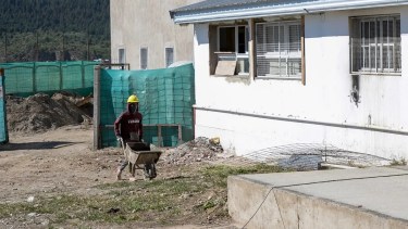 Las obras se encuentran paralizadas, tras la falta de fondos nacionales que fueron eliminados por el gobierno de Javier Milei.
