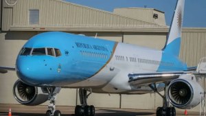 Nuevo juicio al Estado: demandan a la Argentina por una deuda en el pago de combustible del avión presidencial