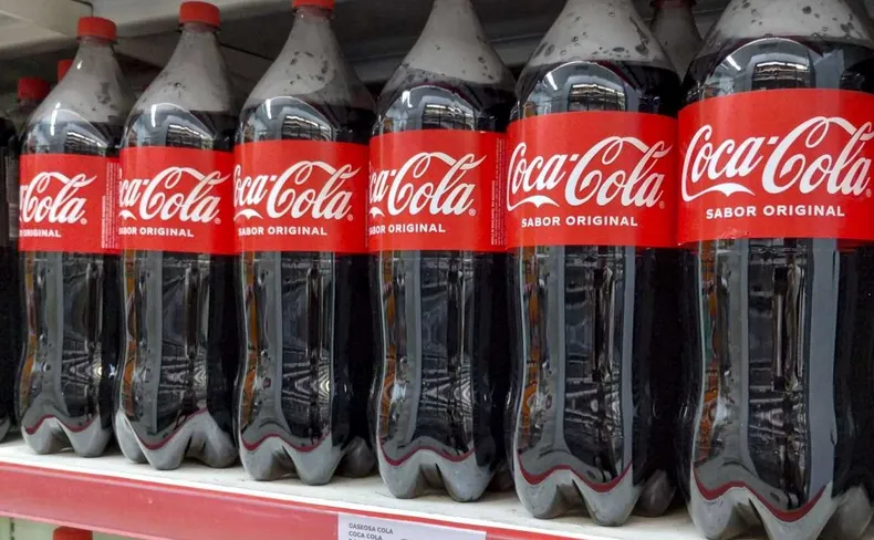 Las ventas de Coca Cola bajarían un 40% en marzo.