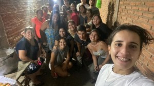 El testimonio de una joven voluntaria ante la inundación en Corrientes: «Hay mucha gente movilizándose»