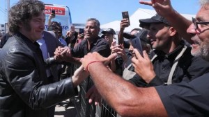 Milei volvió a condicionar a los gobernadores por Ganancias: «Si no se logran alinear en el programa…»