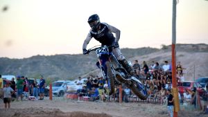 Mundial de motocross: ensayo, autógrafos y freestyle en Villa La Angostura