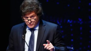 Milei volvió a hablar de las SAD y elogió al Kun Agüero: “Entiende el planteo que hacemos”