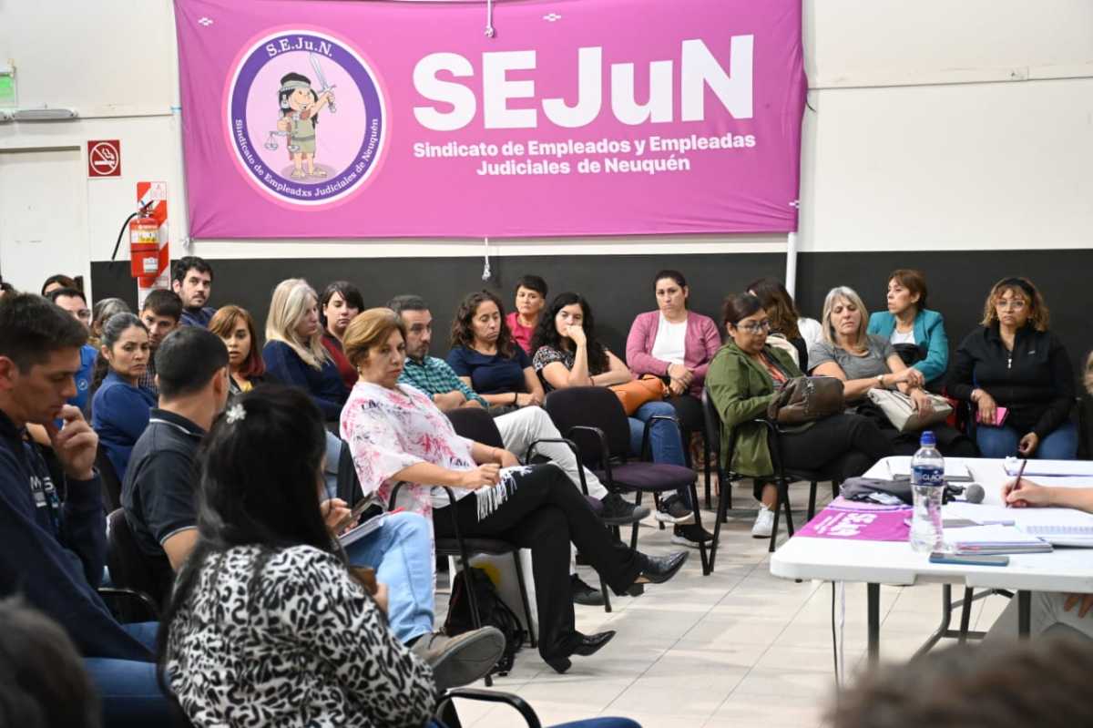 La asamblea de Sejun aceptó por mayoría la oferta salarial. (Archivo/Florencia Salto)
