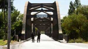 Corte de puente Neuquén-Cipolletti y Ruta 22 en Chichinales, este miércoles: uno por uno, los reclamos