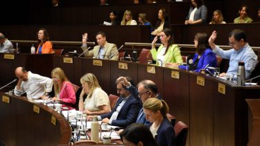 Piden el respaldo de la Legislatura al decreto de Figueroa que otorgó el aumento salarial a docentes