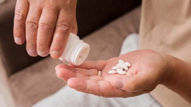 Pacientes de todo el país tienen demorados sus tratamientos porque Nación no entrega medicamentos. Ahora, varios grupos que los nuclean acudieron a la Justicia