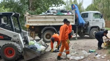 Crisis en la recolección de residuos en Plottier: solo hay dos camiones en funcionamiento