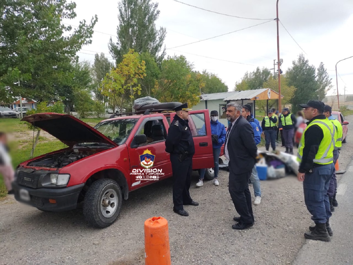 Iban de Neuquén a El Bolsón con un feto humano y droga: los interceptaron en Zapala
