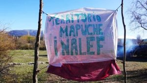 Sin retiro voluntario, habrá desalojo de una comunidad mapuche en la cordillera