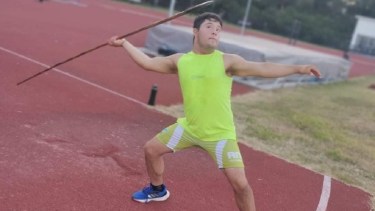 El joven atleta de Viedma participará de lanzamiento de jabalina, bala y disco. Viajará la semana que viene a Buenos Aires y en diez días a Turquía.