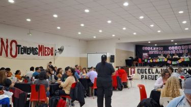 El Congreso de Unter en Choele Choel, definió no realizar paro docente por el momento. Foto: Gentileza Facebook Unter Cipolletti