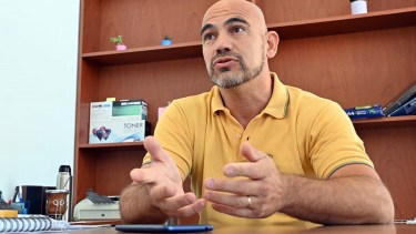 Mario Castro brindó detalles de la recaudación anticipada de tasas municipales. Foto: Marcelo Ochoa.