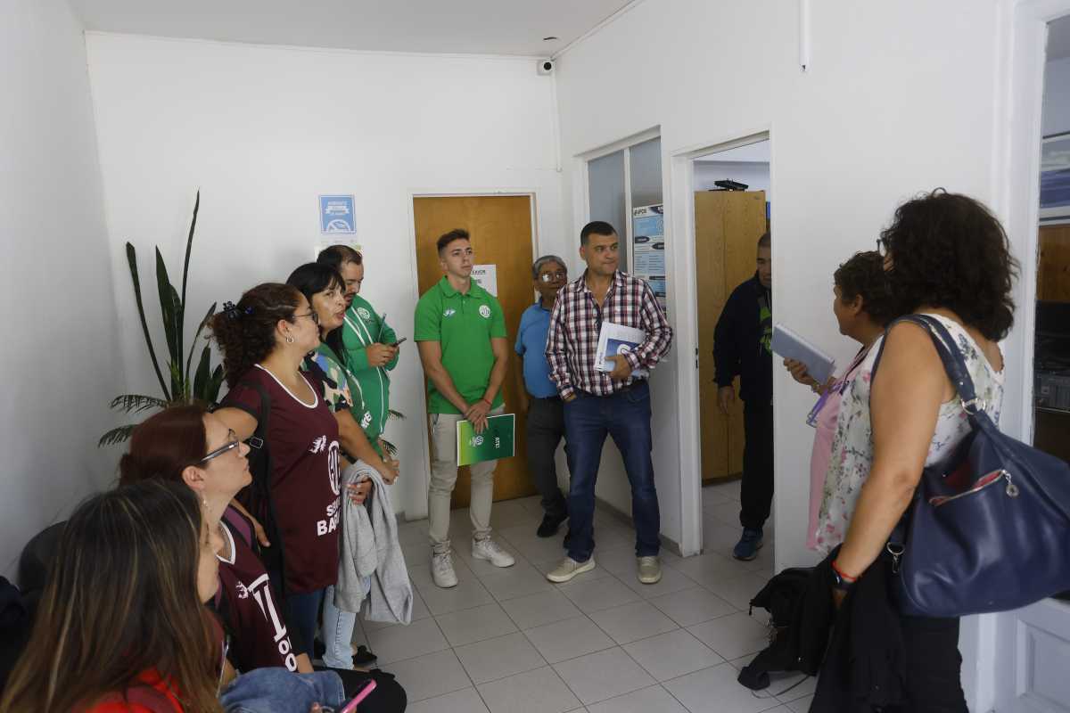 Representantes de Asspur se reunieron con el Gobierno por la crisis de salud y por separado, ATE y UPCN. Foto: Pablo Leguizamón